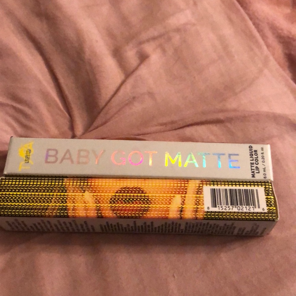 TyraBeauty- Baby Got Matte